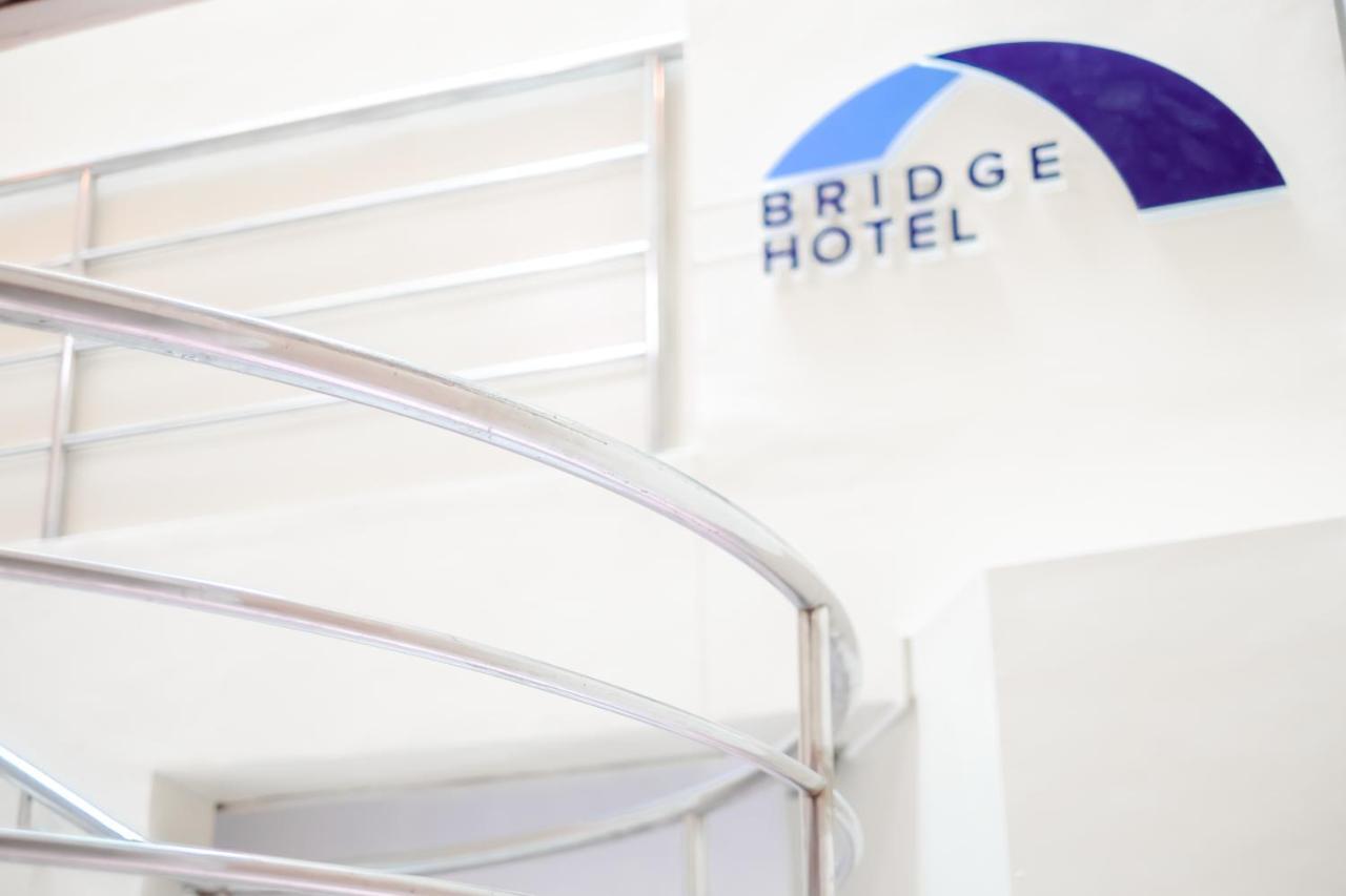 Bridge Hotel Cagayán de Oro Extérieur photo